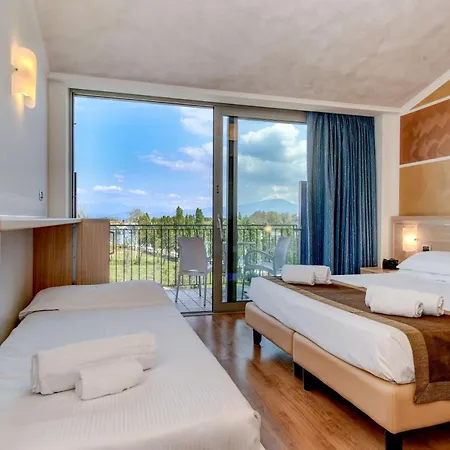 Rivus Hotell 3*